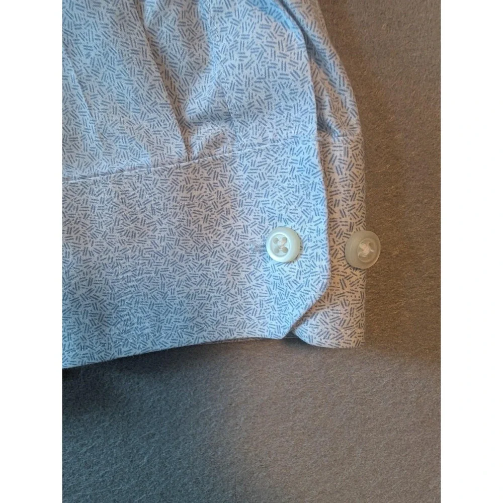 Banana Republic BR  Shirt Classic Fit White Blue Pattern Casual Men's Non‎ Iron